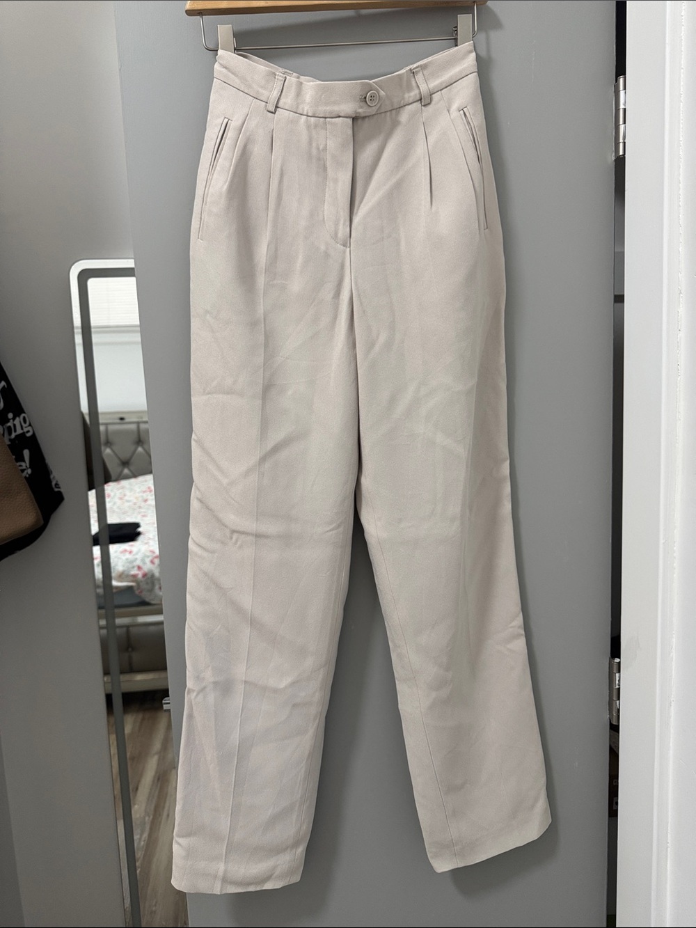 Worn once Classic Women’s Straight Fit Dress Pants - Light Beige